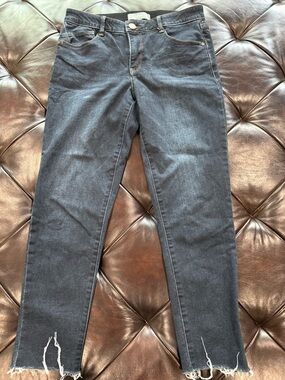 Wit & Wisdom Women's Slim Jeans/jegging - Dark Wash Black Denim with Raw Hem